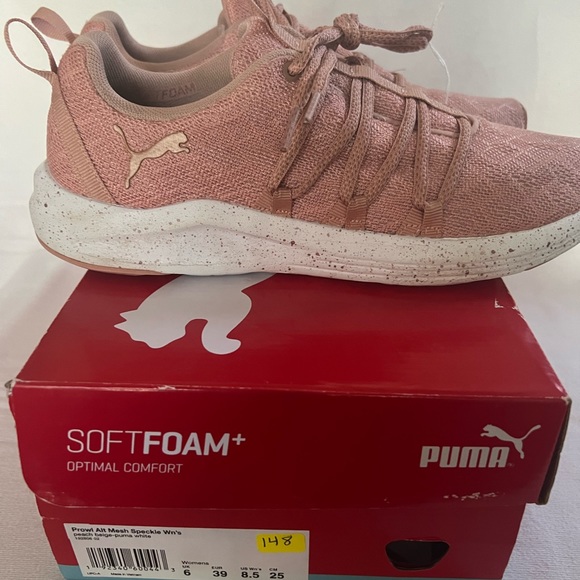 Puma - Picture 2 of 7